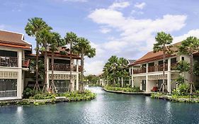 แกรนด์ เมอร์เคียว เขาหลัก บางสัก